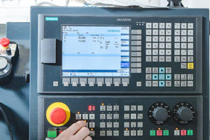 Панель управления токарного станка